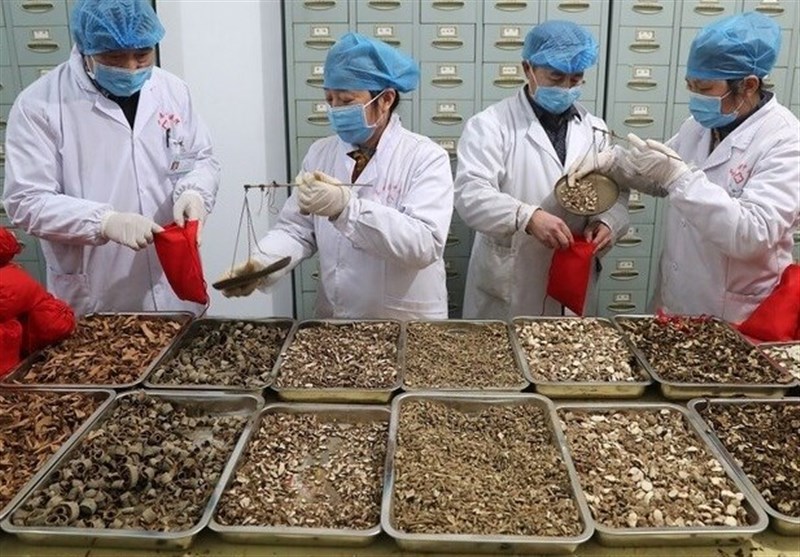کنترل شیوع ویروس کرونا با استفاده از درمان‌های طب سنتی در چین